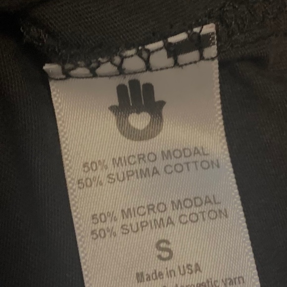 Spiritual Gangster Floral Spell Out Black Muscle Tank Top Small S - Picture 6 of 6